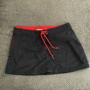 NAUTICA | medium | skirt | red accents